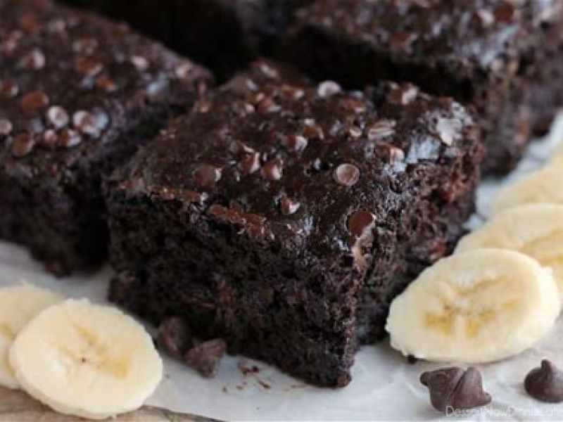 Double Chocolate Banana Cake